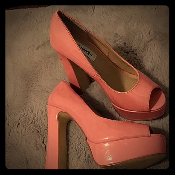7.5 Steve madden shoes